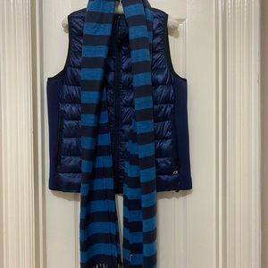 COZY SCARF & GAP PUFFER VEST; Size Large; Like New; Worn Once